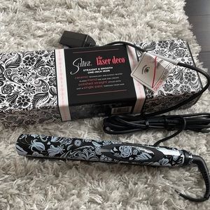 Sultra 1” flat iron